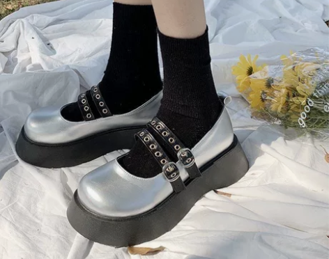 2022新款原创春季大头娃娃鞋JK银色厚底...