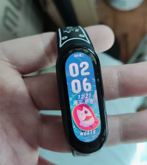 转卖小米手环6标准版，非NFC版，续航能力...