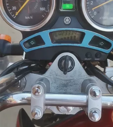 雅马哈天剑王250，不多介绍，自己听声音，...