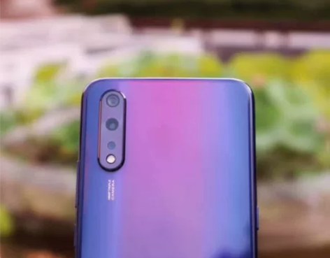 全网通双卡双待 vivo二手手机全面屏8+...