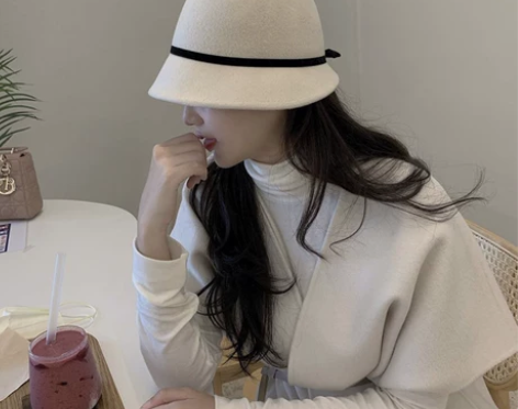 ?羊毛呢白色赫本渔夫帽子女士秋冬法式复古优...