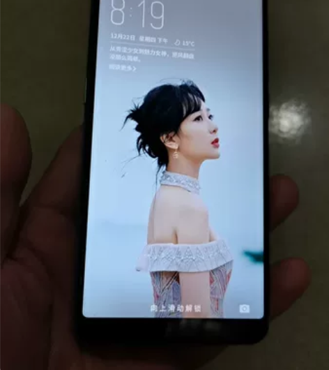 努比亚Z18mini，型号NX611J，电...