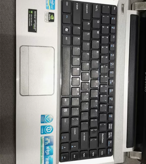 清华同方笔记本k485.功能正常，就是电池...