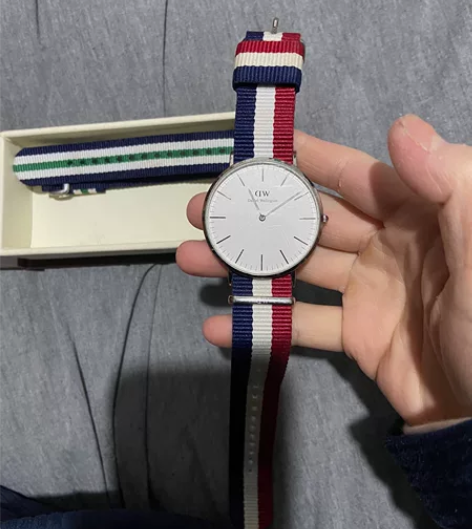 dw手表 喜欢的 识货的 找我 免费送一个...
