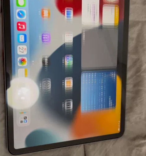 充电个位数的iPad Pro2021 8+...