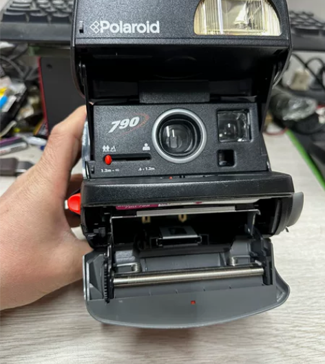 宝丽来polaroid 790一次成像相机...