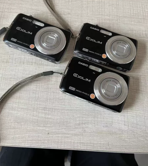 卡西欧z35 九五新成色好  出片绝对不输...