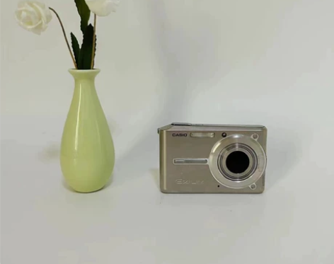 卡西欧s600银色 包邮600w像素3倍光...