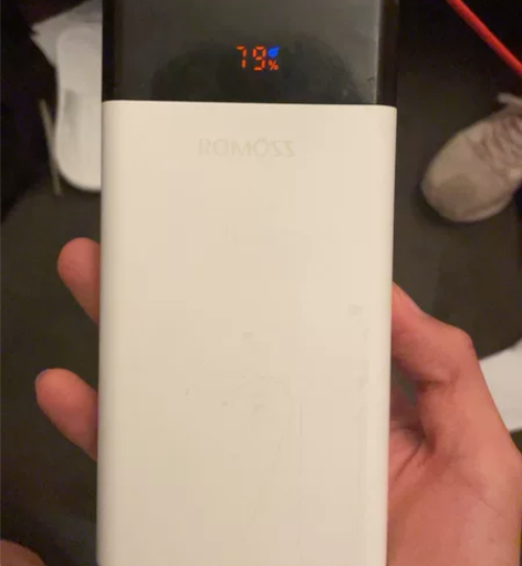 闲置罗马仕充电宝喜欢拍 感兴趣的话点“我想...