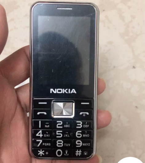 诺基亚老人手机，带手电筒大字体大声音 感兴...