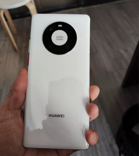 华为mate40pro，4g版，8+256...