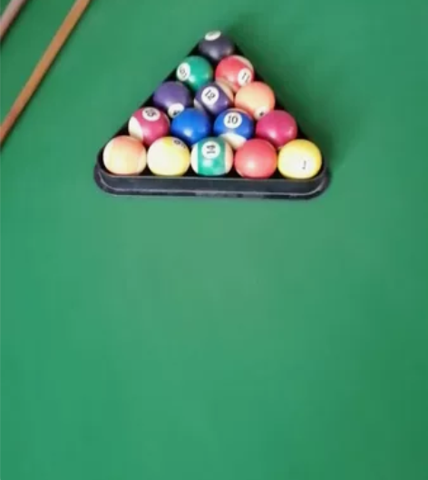 台球桌自己用的，因空间有限出售，完好无损九...