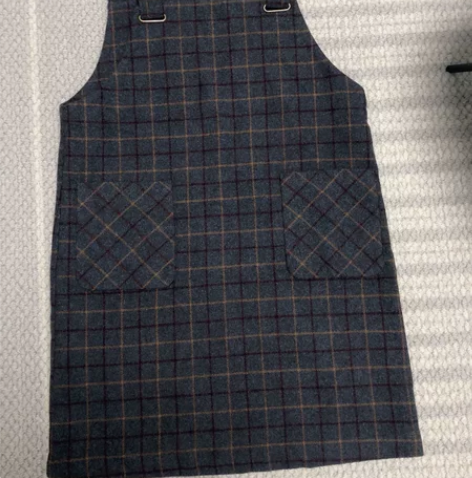 减龄厚实森马秋冬毛呢格子背带裙复古百搭时尚...