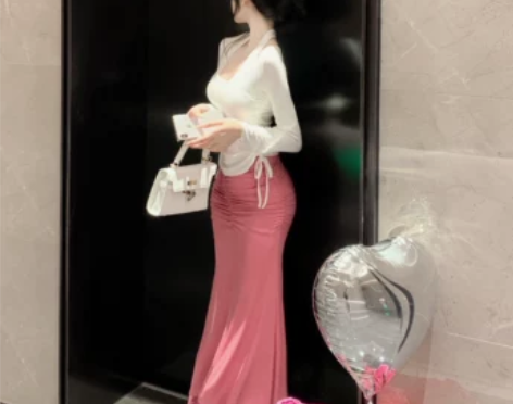 甜美纯欲半身裙秋季高腰修身褶皱包臀裙女温柔...