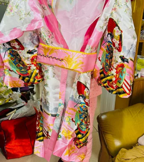 女式日本和服汉服粉色均码，只穿过一次拍照用...