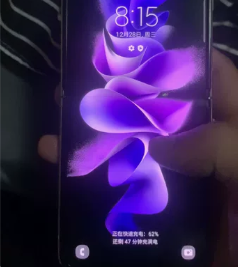 瑕疵屏三星zflip3 美版全网通 256...
