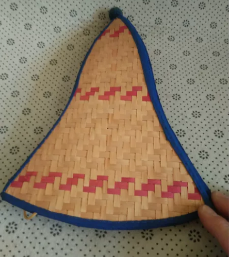 80年代折叠草帽，品相如旧完整。20元非偏...