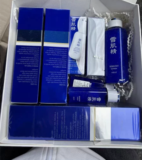 雪肌精 雪肌精化妆水360ml  原价40...