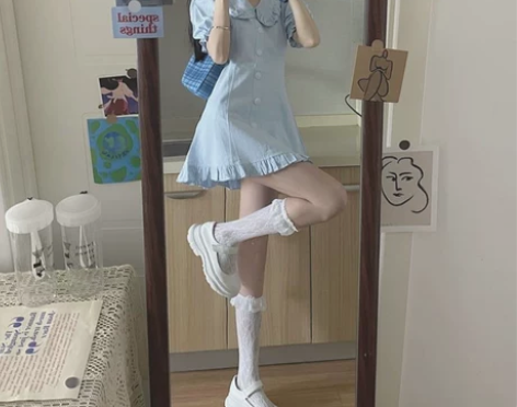 桔梗裙初恋小个子法式浅蓝色裙子女夏娃娃领泡...