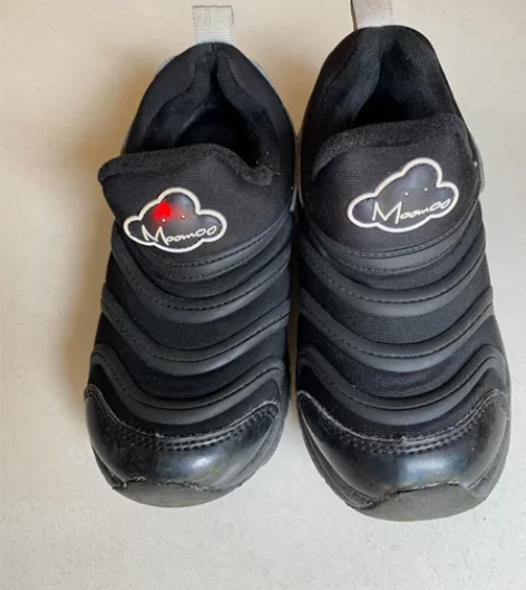 出闲置二棉毛毛虫运动鞋，内长17，28码，...