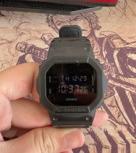 卡西欧5600bb黑武士 自用的 买了没带...