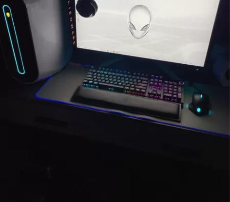 外星人R10水冷游戏主机 8成新 用了一两...