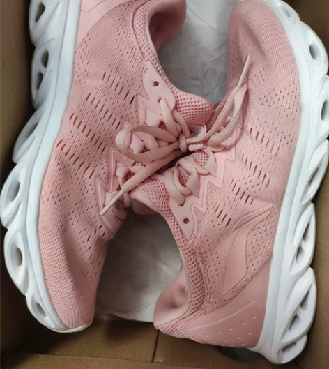 李宁跑步鞋84.9非偏远包邮出 36码 九...