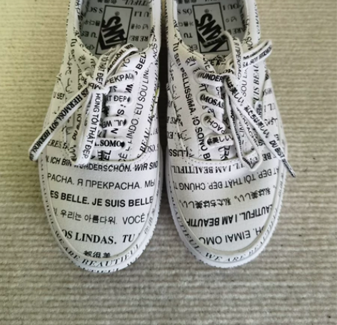 Vans范斯黑白弹幕印花低帮休闲板鞋 女款...