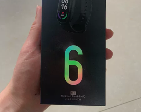 小米手环6 NFC 全新未使用 仅开盒查看...
