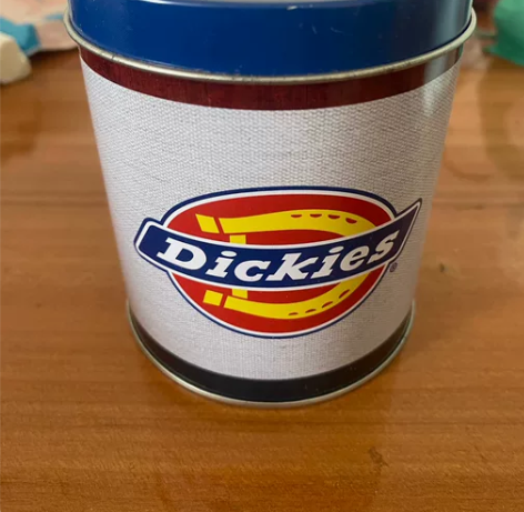 dickies手表一直放着没戴过，电池没电...