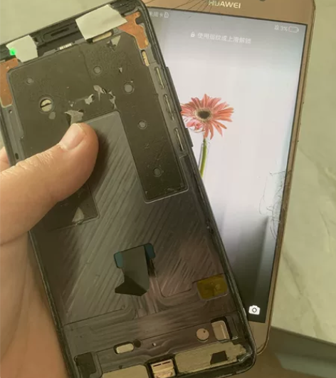 两台一起出，华为mate9pro和华为ma...