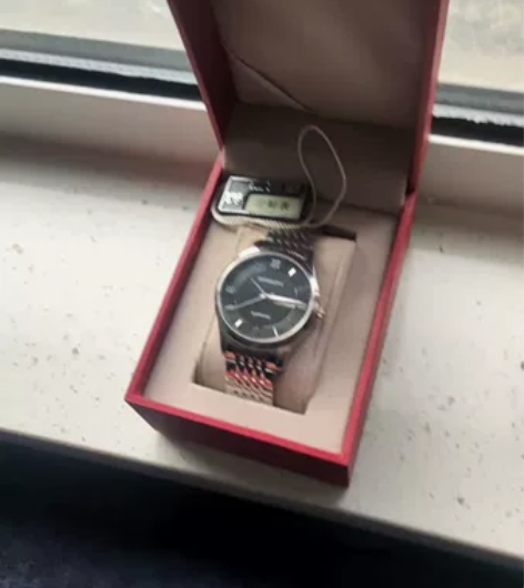 罗西尼原装正品手表，走时精准，电池还有电，...