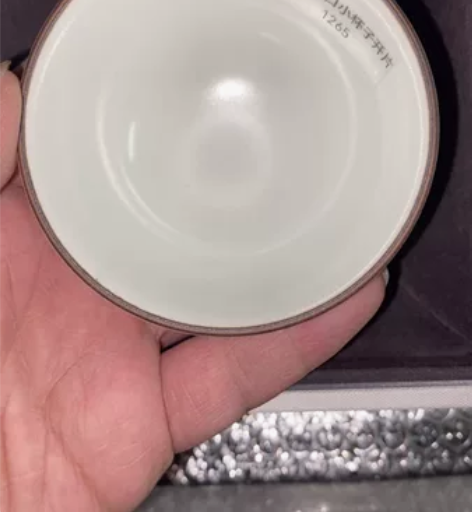 天予窑【刘钦莹甜白铁口杯】 油润度极佳，猪...