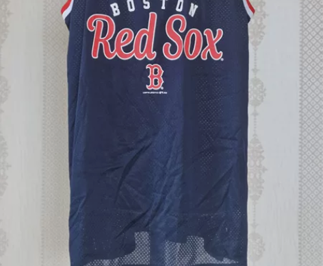 MLB波士顿红袜棒球队女士背心，全新，S码...