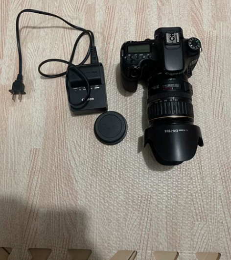 中高端单反佳能70d~镜头是28-135 ...