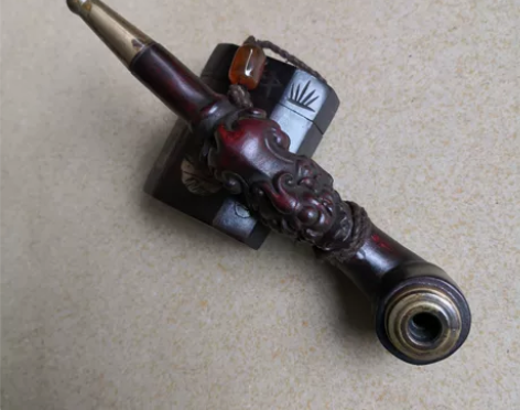 传统民俗杂项收藏实木烟代烟杆木雕貔貅老式两...