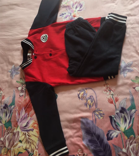 上海普陀区曹杨新村第八幼儿园校服 三件套，...