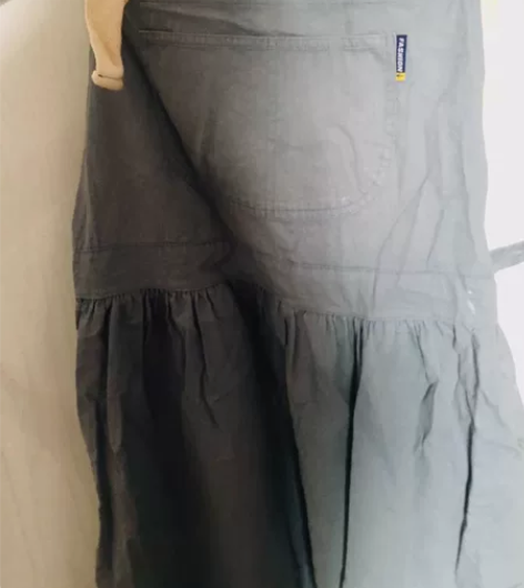 阔色可调节腰围牛仔背带裙蔚蓝色超级好看。实...