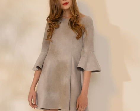 喇叭袖连衣裙性感露肩麂皮短款港风复古裙子女...