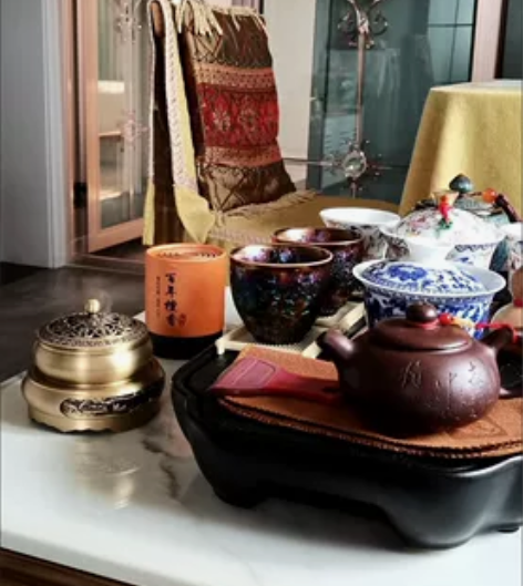 纯铜熏香炉 朋友店里的工艺品，我看着挺喜欢...