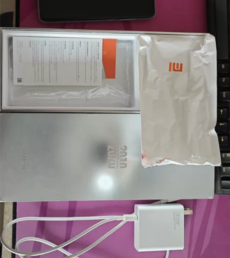 小米10至尊纪念版透明版（12+256）箱...
