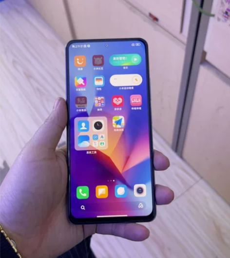 品牌型号：红米K40 新旧程度：9.899...