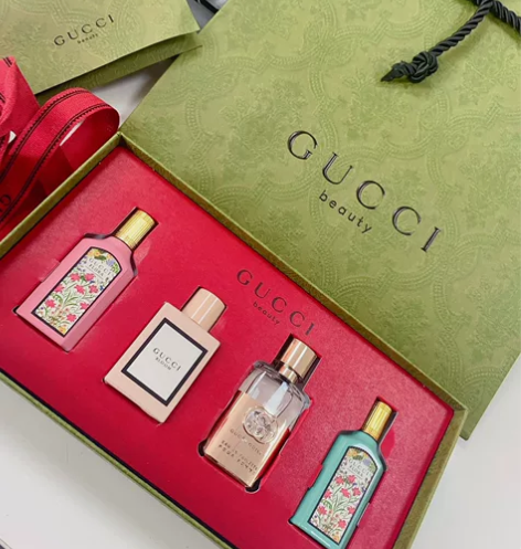 gucci香水礼盒，朋友送的，全新，旗舰店...