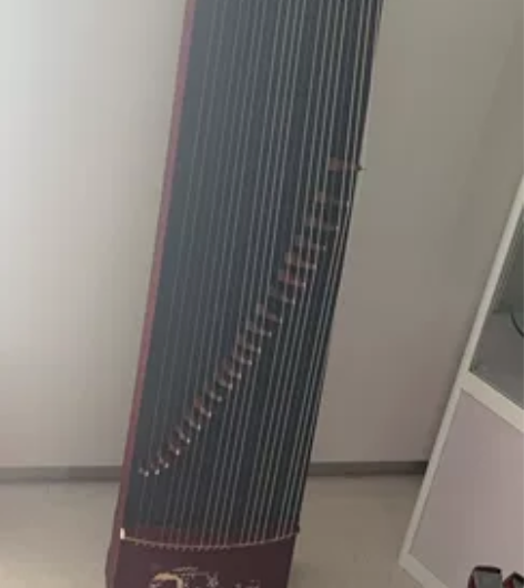 古筝9成新，因为不是啥牌子，孩子认真学就给...
