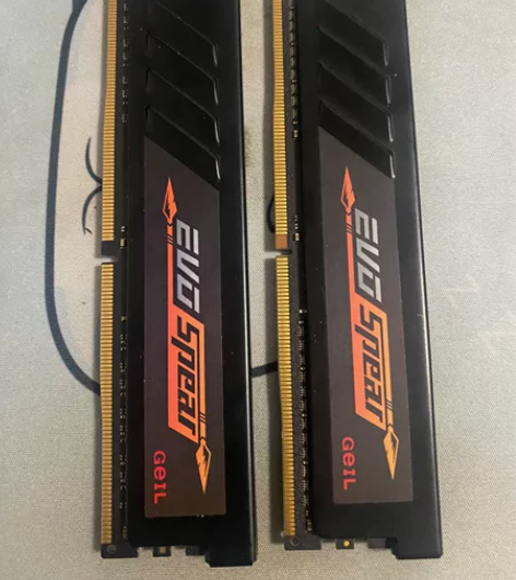 16g（8g*2） ddr4 2666 金...