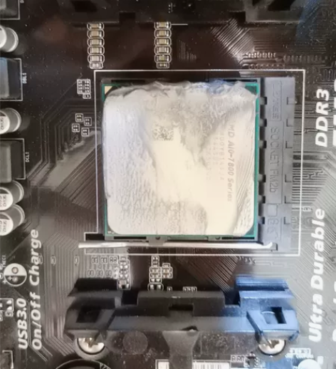 a10-7800  250三星固态加a88...