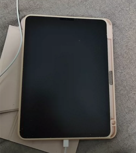 ipad pro 2021 11寸。 5月...