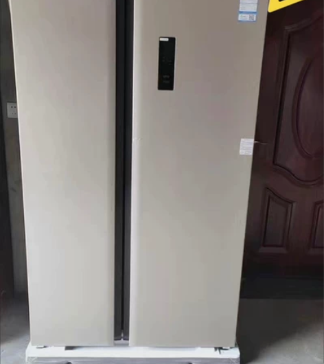 家电城不开了TCL对开门冰箱,521升大容...