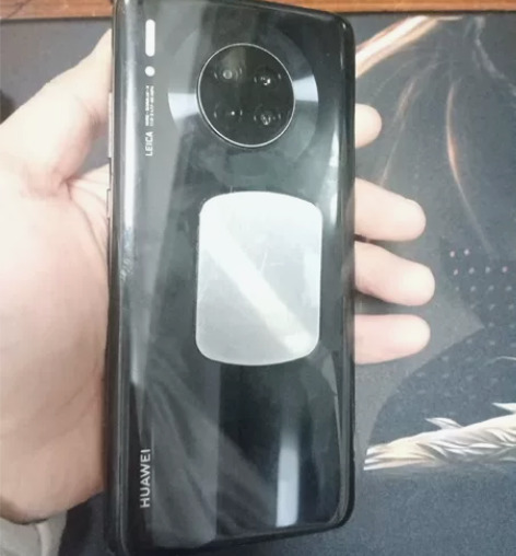 华为mate30pro 4g版,8G内存...