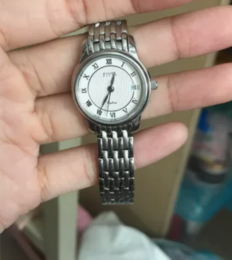 飞亚达女表，卓雅系列防水石英表，购于天津乐...